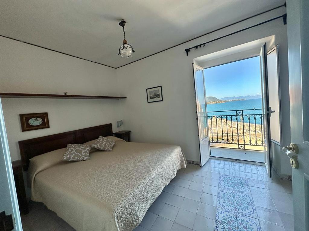 Molo Sea View Apartment Чефалу Екстер'єр фото